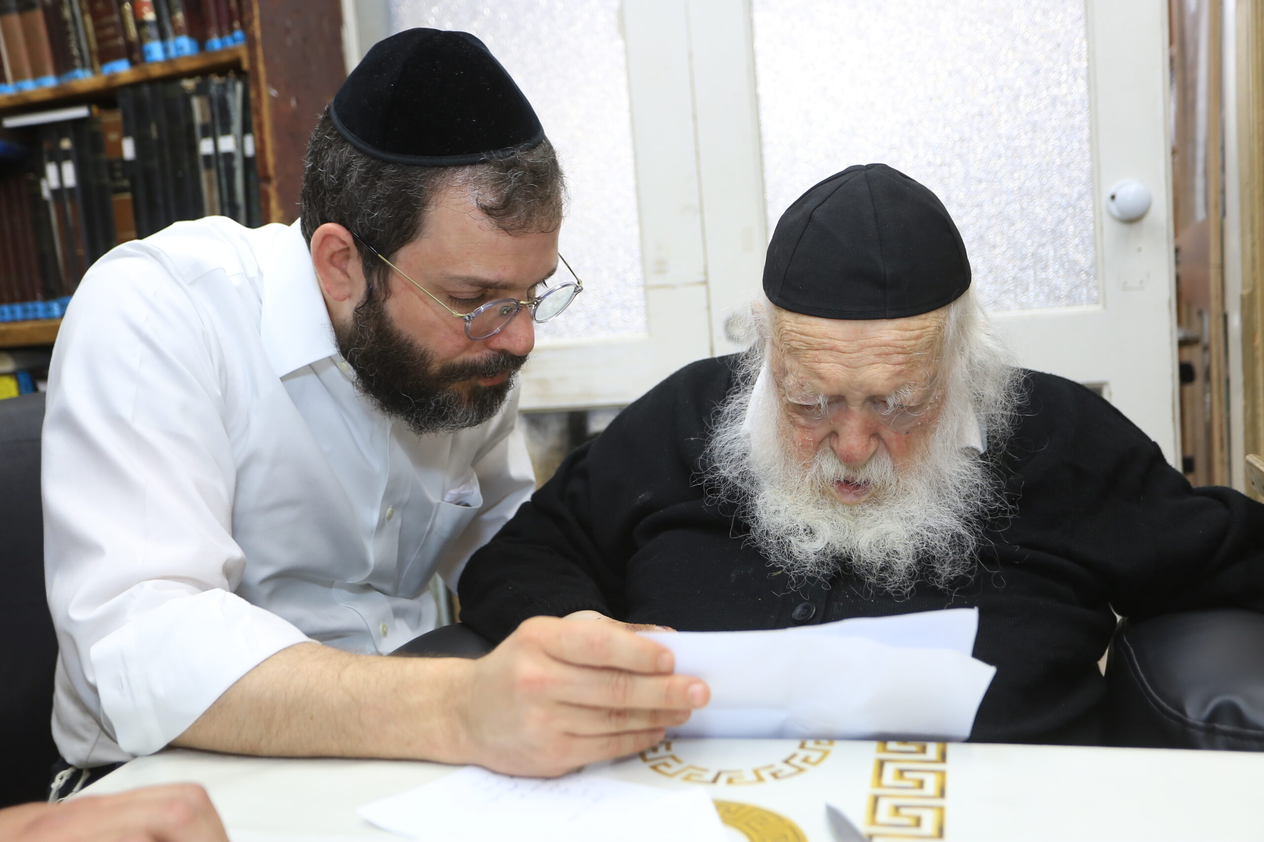 8 Shavuos Customs of Maran Rav Chaim zt”l
